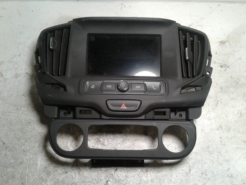 Audio Equipment Radio Control Panel ID 84491776 Fits 18-21 TERRAIN 1944922