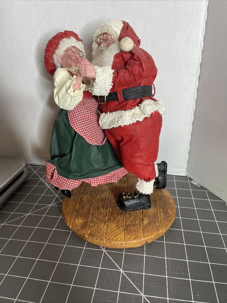 Vintage/ Clothtique/Paper Mache style 10