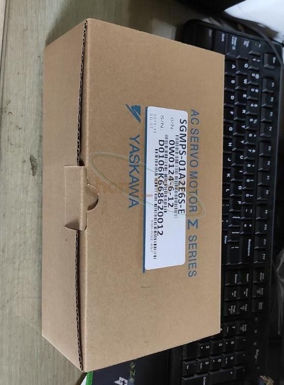ONE YASKAWA SERVO MOTOR SGMPS-01A2E6S-E New