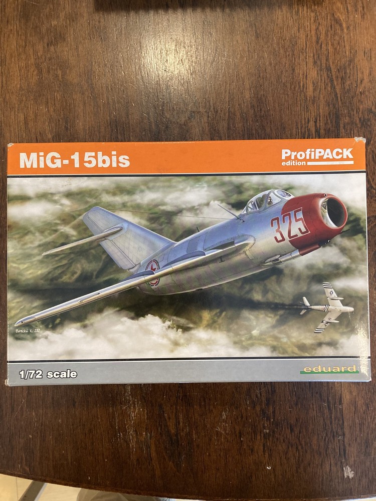 Eduard 1/72 Scale MiG-15bis - ProfiPACK