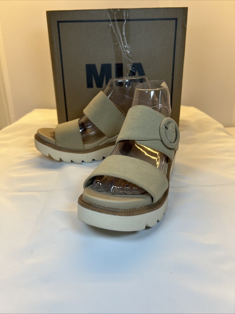 Mia Orla Slip-on Wedge Sandals Sand Buckle Accent Women SZ 8.5 New in Box