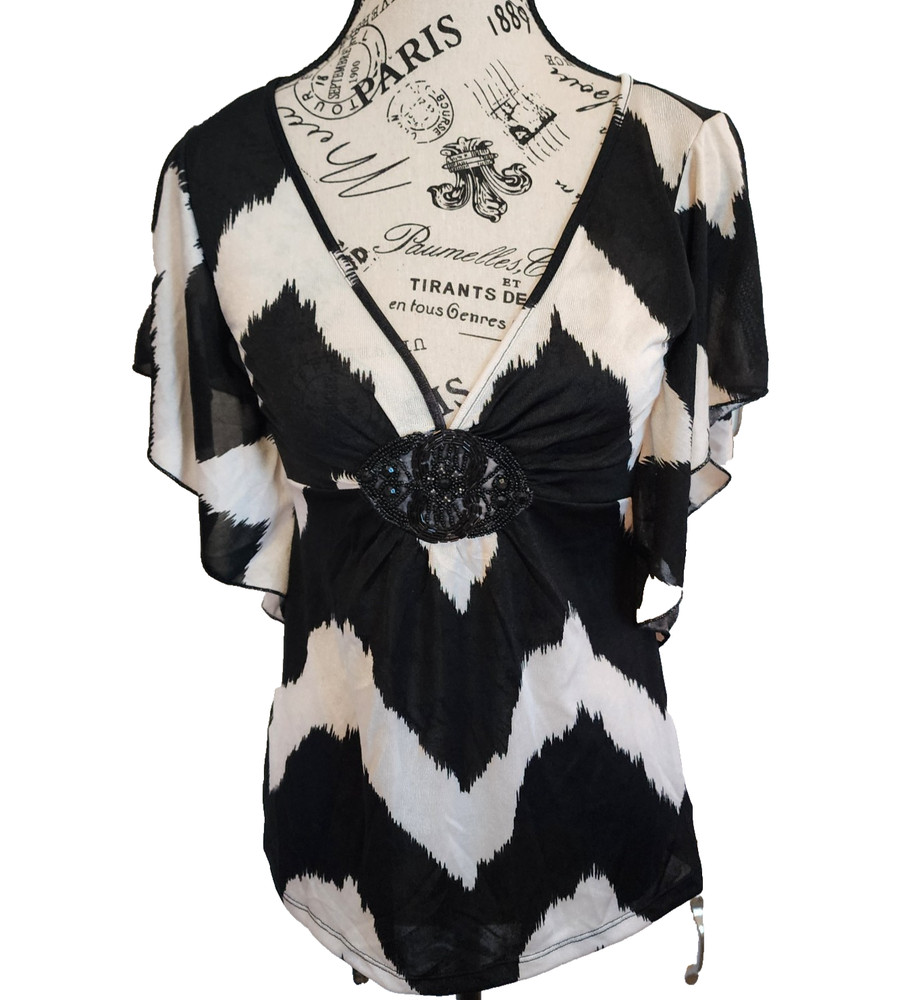 HEART SOUL black blouse- size M