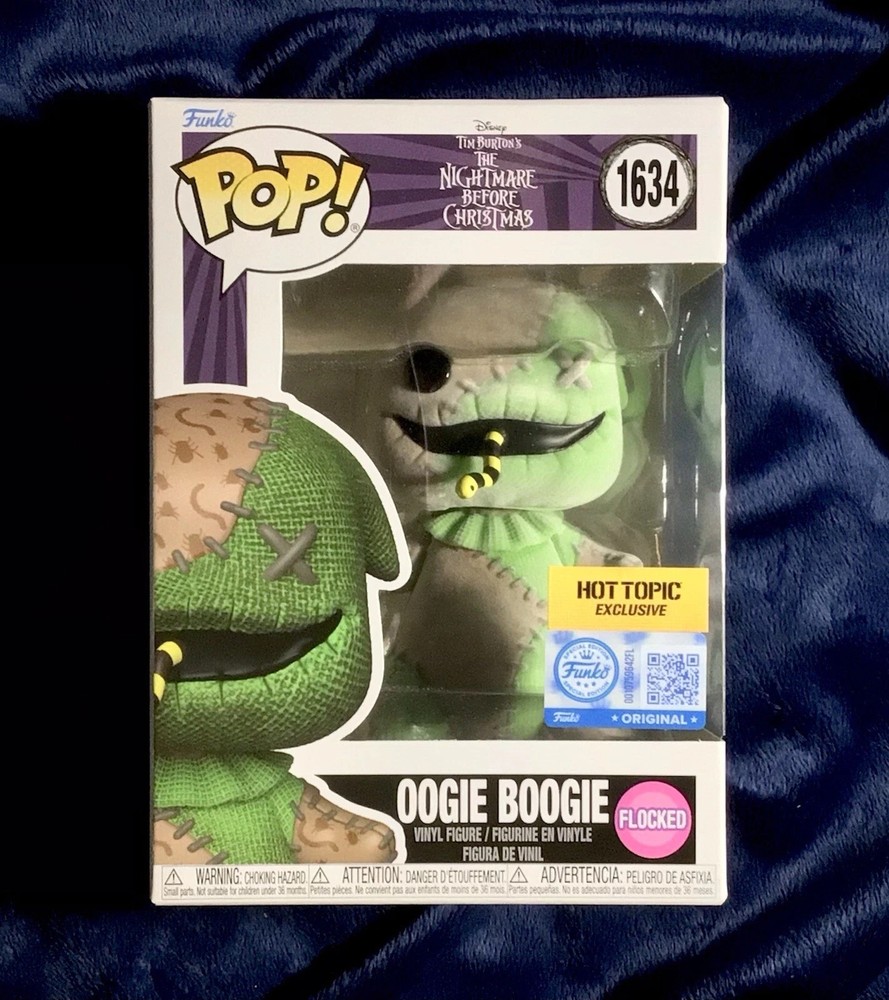 Funko Pop Oogie Boogie 1634 FLOCKED Hot Topic Exclusive + Protector