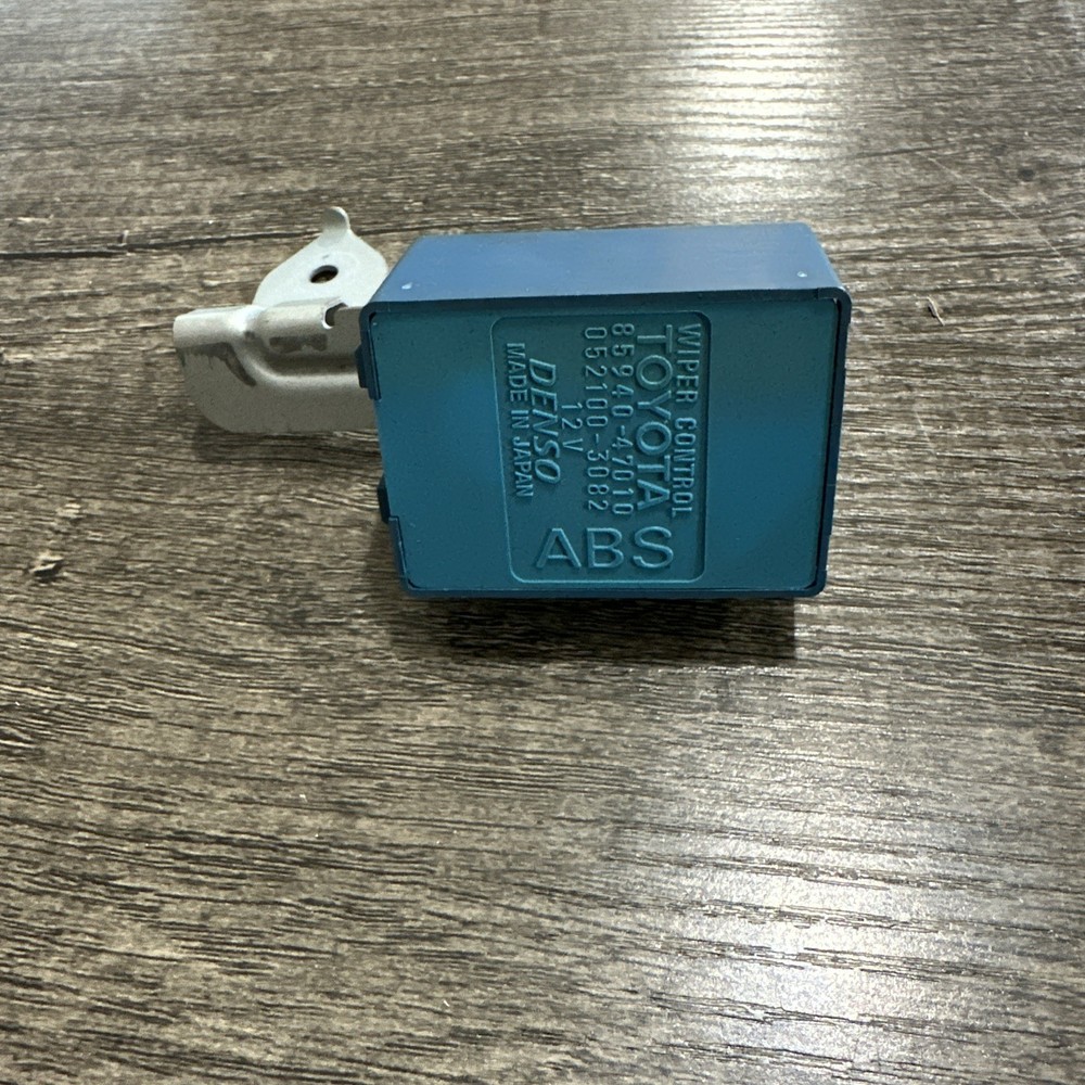 2004-2009 Toyota Prius Rear Wiper Control Module 85940-47010