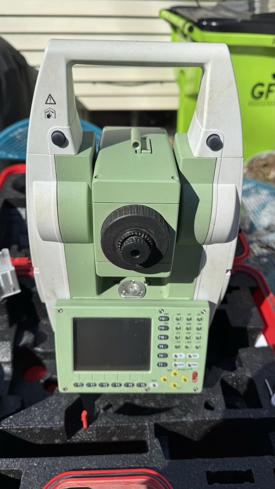 Leica TC1205 Total Station Green Surveying Instrument Serial 737428