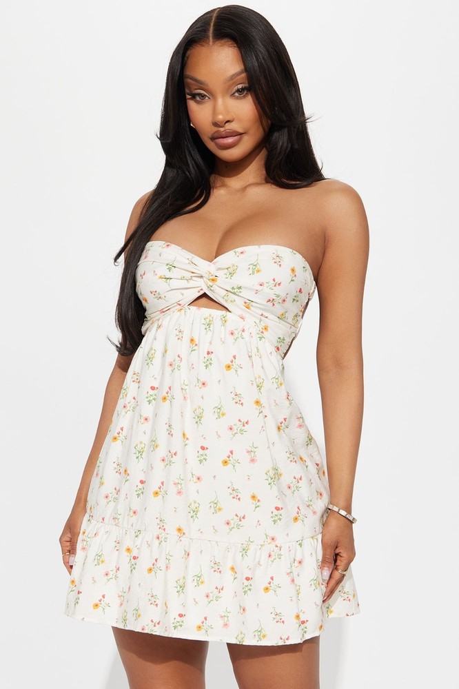 Fashion Nova's Darla Floral Mini Dress - Ivory - Size 1X