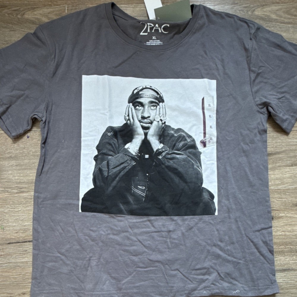 2PAC Men's Black Graphic Print T-Shirt XL Crew Neck Short Sleeve Music Hip Hop