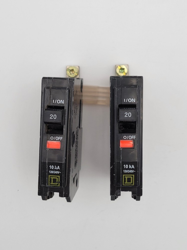 NEW Square D Type QOB 20 A 1-Pole Bolt-On Circuit Breakers QOB120 (Lot of 2)