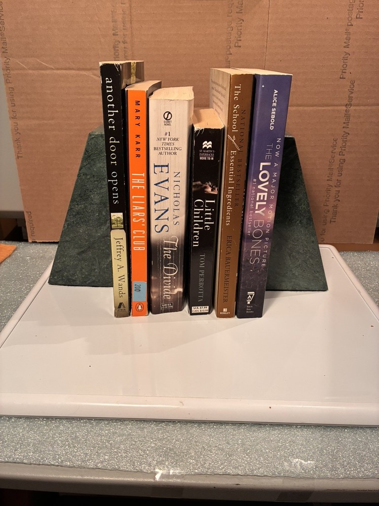 Lot of 6 Modern Fiction Paperback Books Love, Suspense, mystery