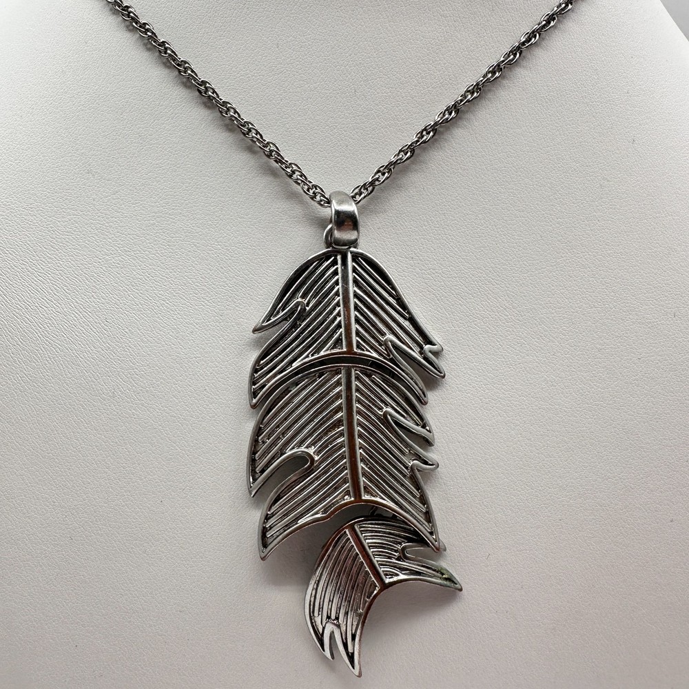 Vintage Y2K Silver Tone Feather Pendant Necklace Statement Leaf Boho Jewelry 90s