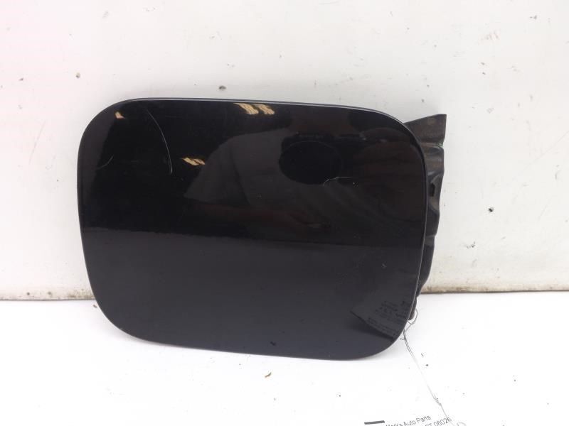97 AUDI A4 FUEL FILLER DOOR 132714