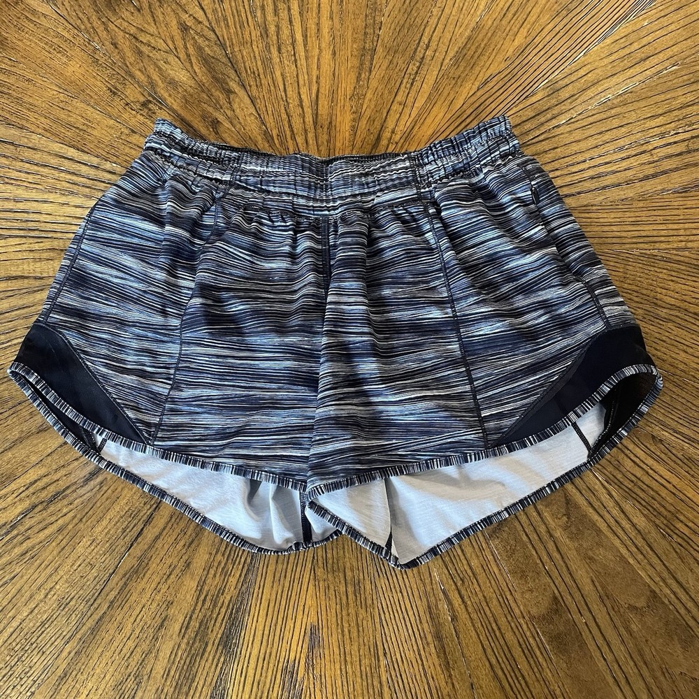 Lululemon Hotty Hot Short II Long 4” Athletic Shorts Low Tide Alpine Size 6