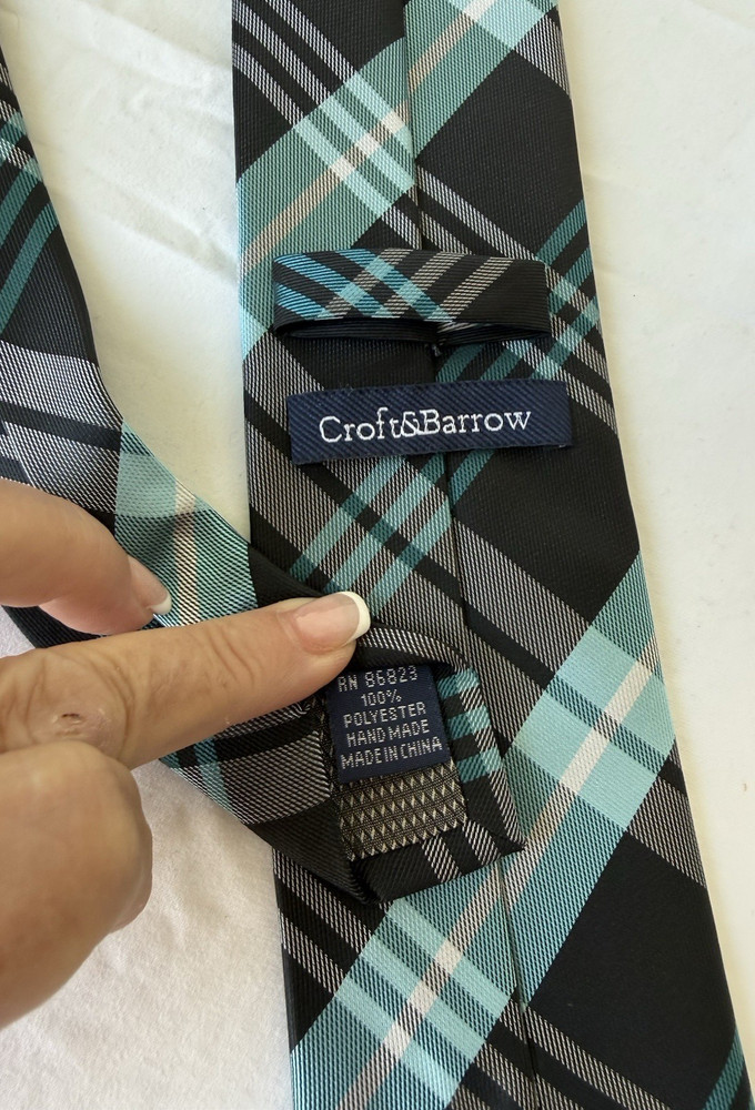 Croft & Barrow Men's Black Blue Gray White Plaid Polyester Tie