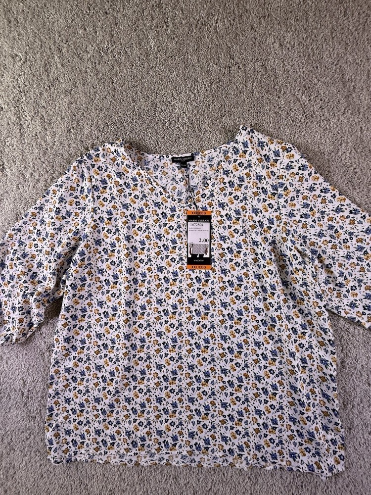 MARIO SERRANI, Italy, ladies size XXL V Neck Floral Top, New With Tags