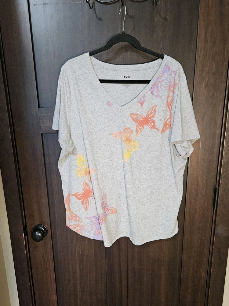 Women's Plus Gray Butterfly Graphic Stretch Lightweight T-Shirt Top Size 1X