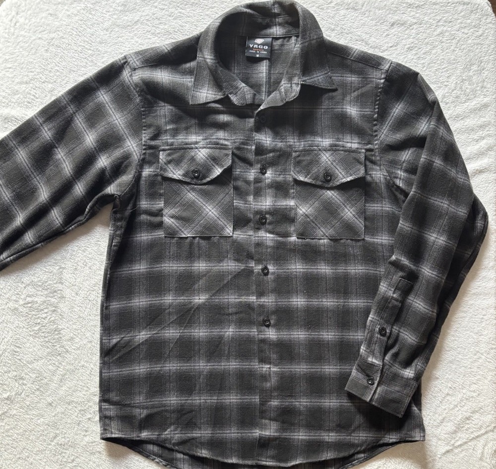 . Yago Flannel Long Sleeve Men’s Shirt Size Medium