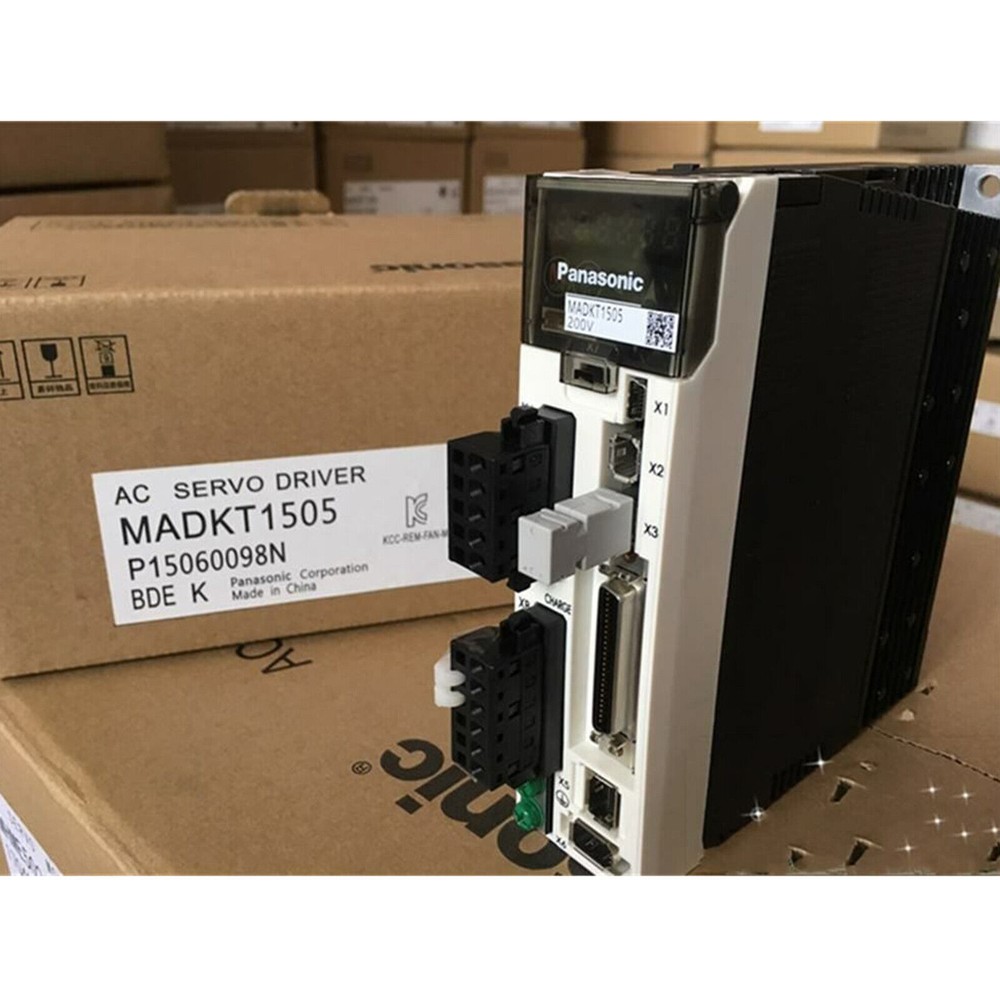 New In Box For AC Servo Driver MADKT1505 One Year Warranty #F8