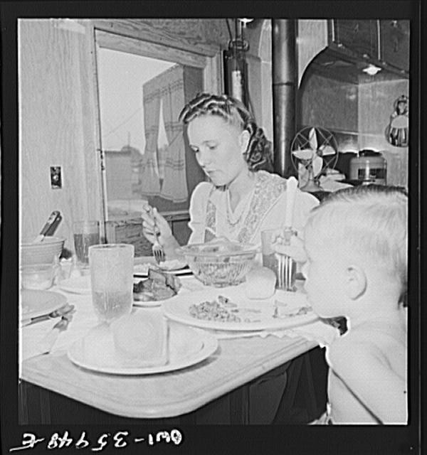 Photo:Middle River Maryland 1930s Woman Child Dining Room Interior FSA