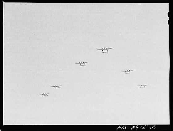 Photo:1910s Military Aircraft Formation Flight Aerial Photograph