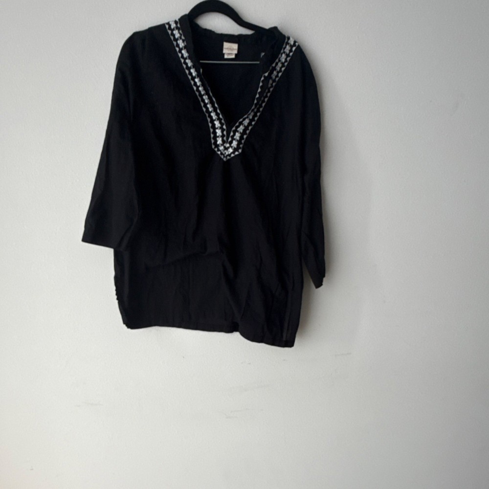 Covington Embroidered V-Neck Tunic Blouse Black 3/4 Sleeve Plus Size 20/22W