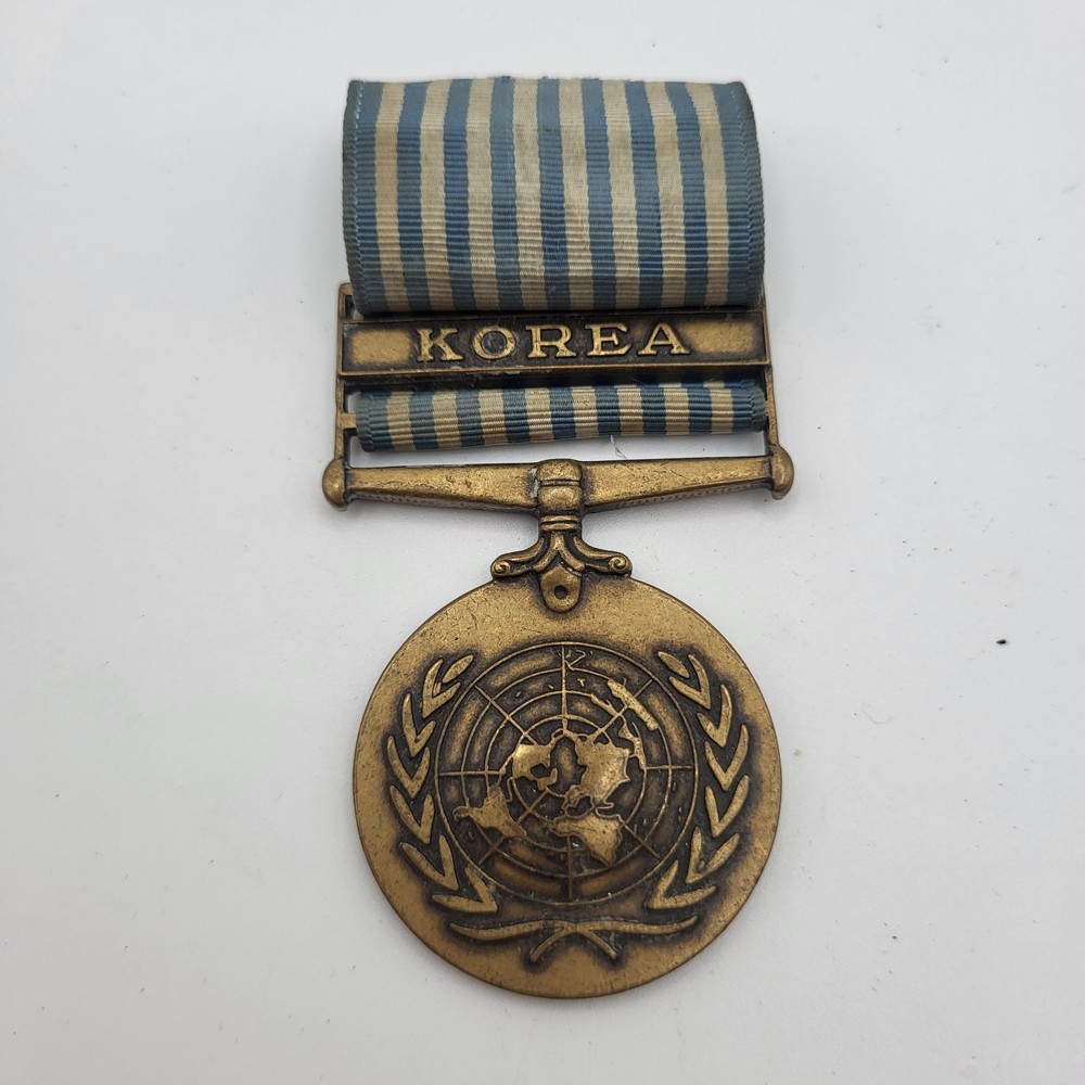 Vintage United Nations Service Medal Korea Korean War UN Medal w/ Korea Bar
