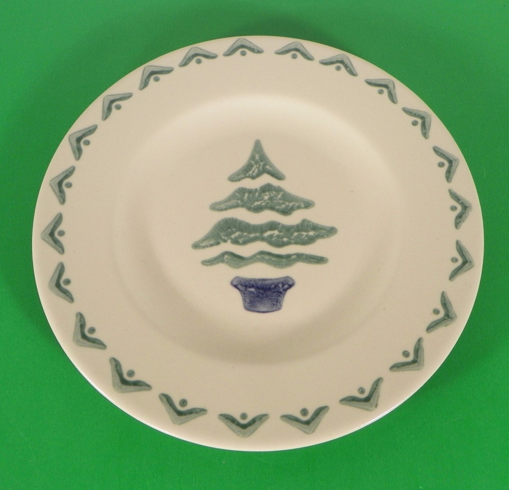 Pfaltzgraff Nordic Christmas Tree Accent Plate for Salad or Dessert-image