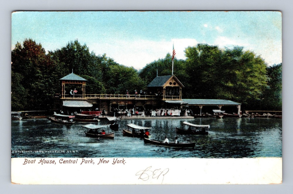 New York City NY-New York Boat House Central Park Vintage Postcard
