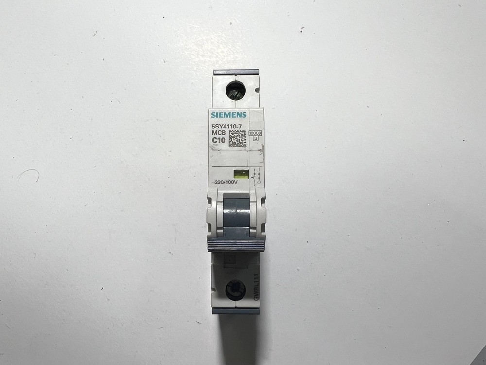 1x Siemens 5SY4110-7 MCB C10 Circuit Breaker