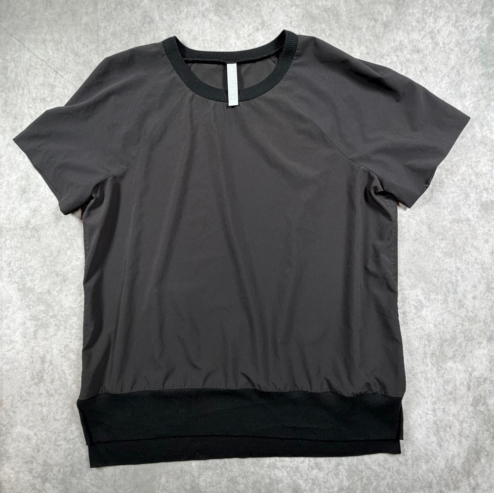 Athleta Women’s Black Short Sleeve Performance Top Medium Ribbed Hem