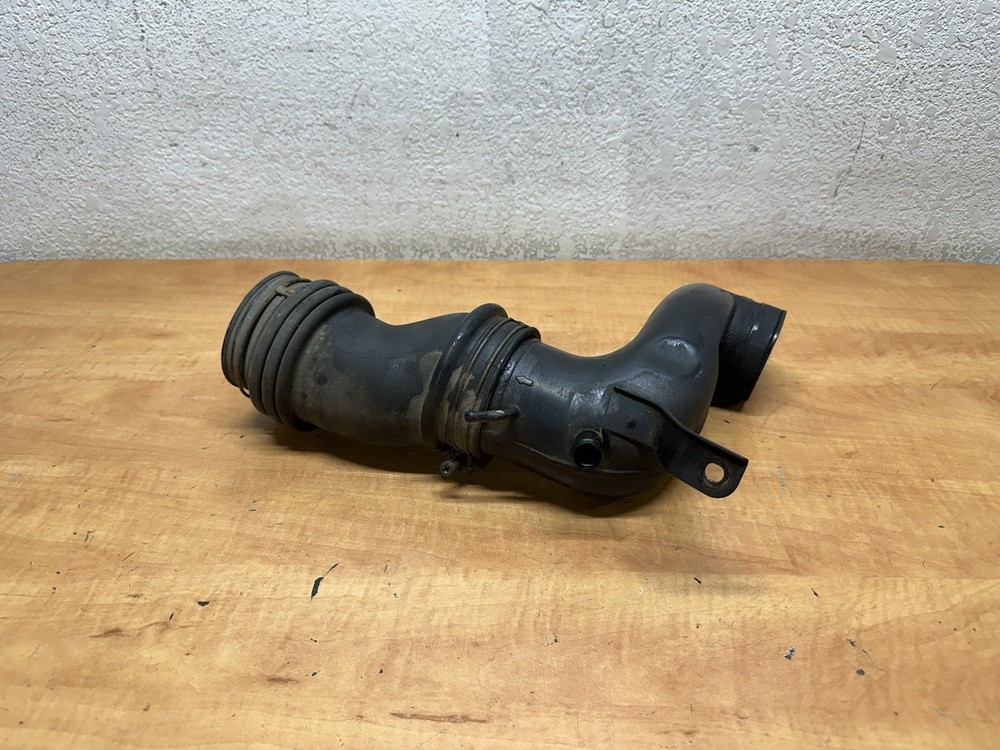 84-86 Nissan 300ZX Turbo Z31 VG30ET OEM Turbo Inlet Pipe Hose Elbow