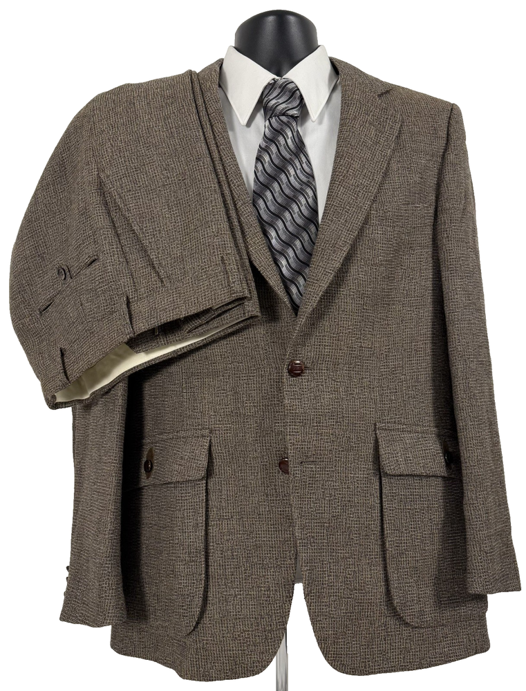 Vintage Givenchy Gentlemen Paris Men’s Wool Suit 40 32W Made in USA Wood Buttons