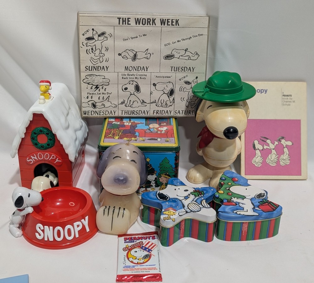 Peanut Snoopy Collector Starter Pack  Bundle 10 Pieces Mostly Vintage