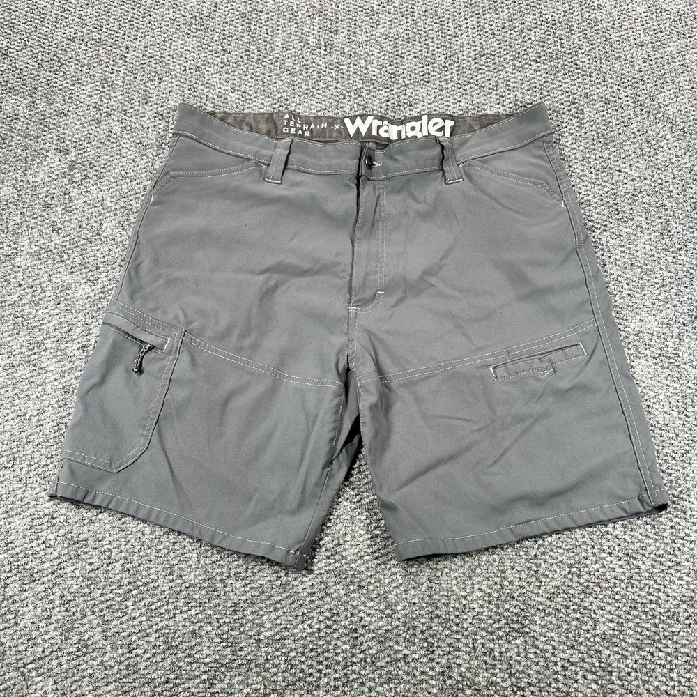 Wrangler ATG Shorts Men 38 Gray Nylon  All Terrain Gear Cargo Stretch Wear