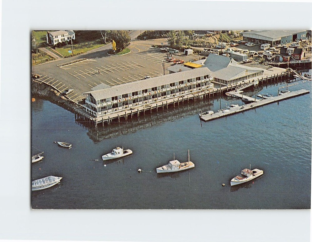 Postcard Brown Bros. Wharf Motel & Restaurant Boothbay Harbor Maine USA
