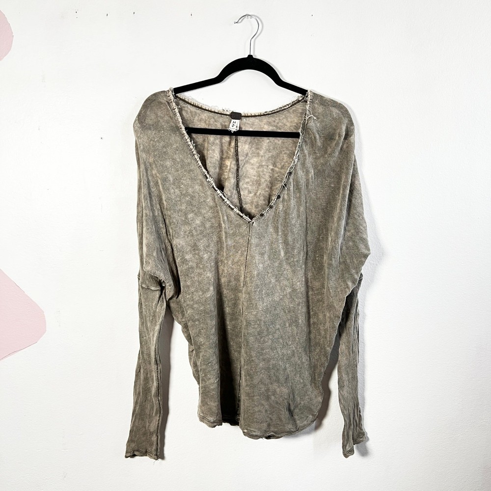 We The Free Long Sleeve Henley Sz Medium Linen Blend Oversized Distressed