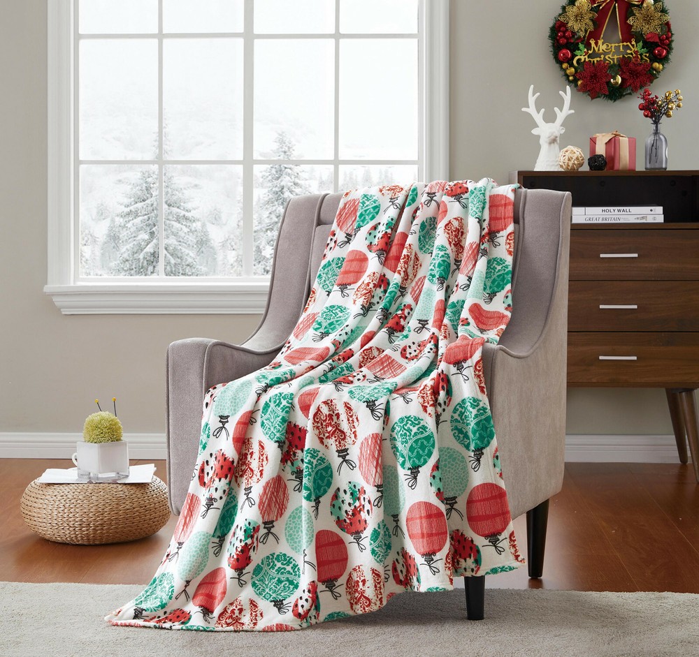 Kate Aurora Christmas Ornament Holiday Festivities Accent Throw Blanket-image