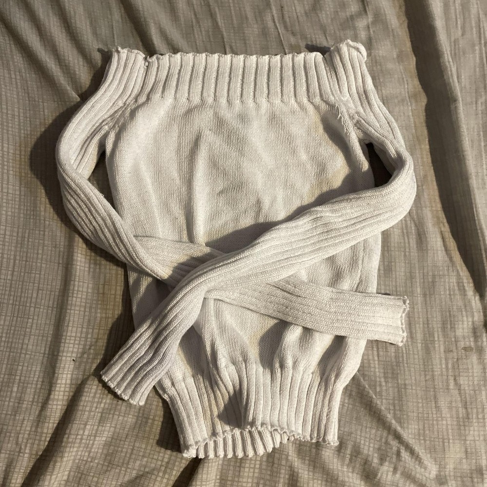 Forever 21 Off the Shoulder Sweater Top Small