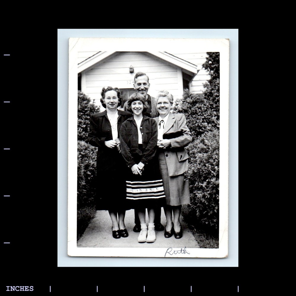 Old Vintage Photo MAN WOMEN STANDING OUTSIDE HOUSE