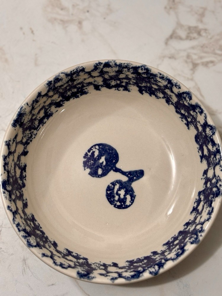 Folk Craft by Tienshan Hearts Blue Sponge Soup Cereal Salad Bowl  6.5” 1 Bowl