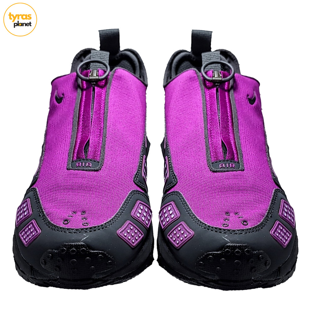 Size Men 15/Women 16.5 -Nike Air Max Sunder Gore-Tex Bold Berry Black FZ4238-500