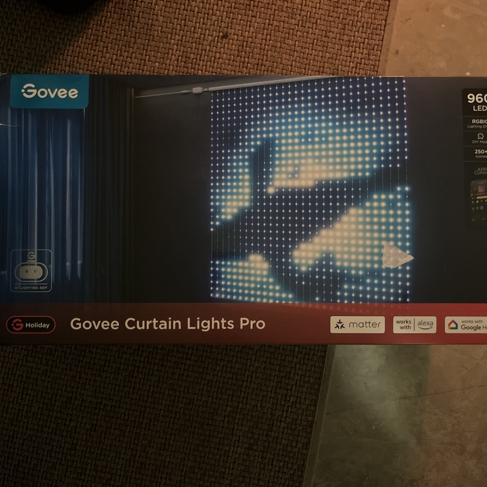 Govee Curtain Lights Pro,Upgraded 960 Leds Smart Color Changing LED Curtain Used