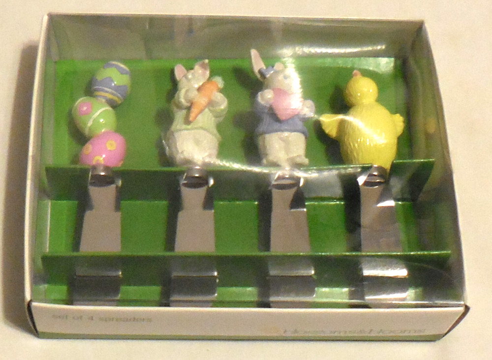 4 Appetizers set Blossoms & Blooms Spreaders Easter Horderves cheese knives NEW