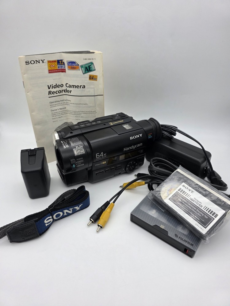 Sony Handycam CCD-TR67 Video8 XR Camcorder with Power Supply Manual Tested Working
