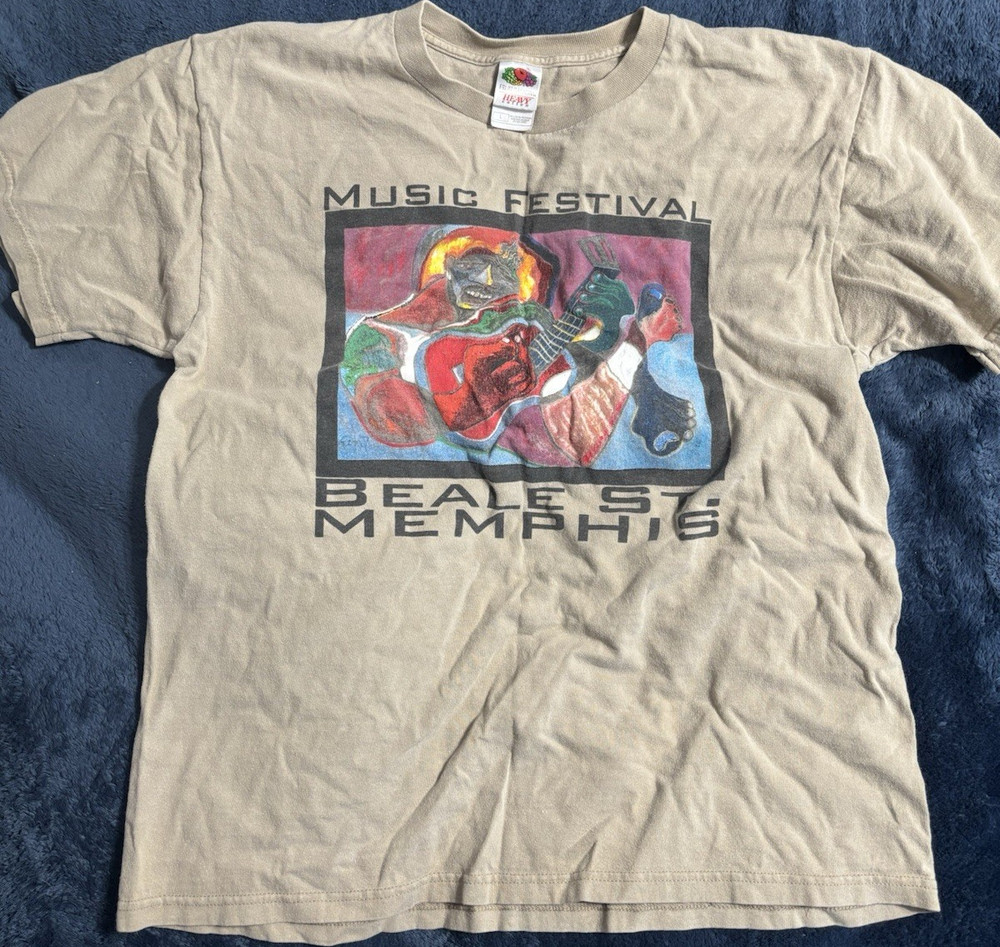 Fruit of the Loom Heavy Cotton Men's L Beige Beale St Memphis Graphic T-Shirt