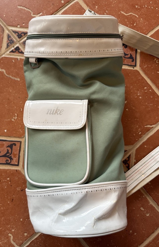 Nike Sports Bag / Golf Shag Bag - Multiple Pockets Zippers Good Condition