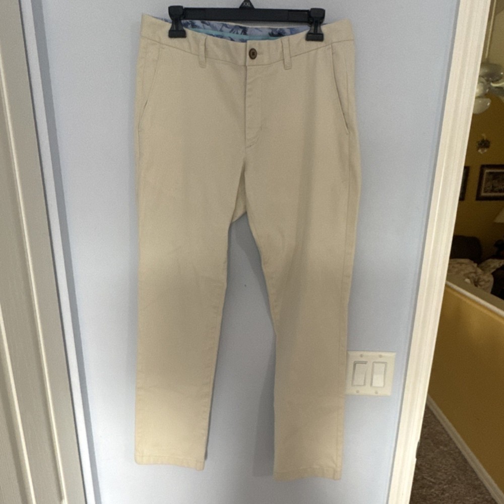 Tommy Bahama Chino Pants White 32 Straight Leg Cotton Lyocell Casual Men