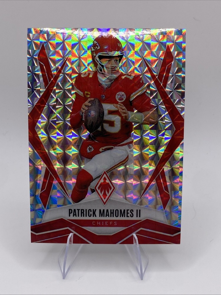 2025 Panini Phoenix - Patrick Mahomes II #1 Silver Pyramids