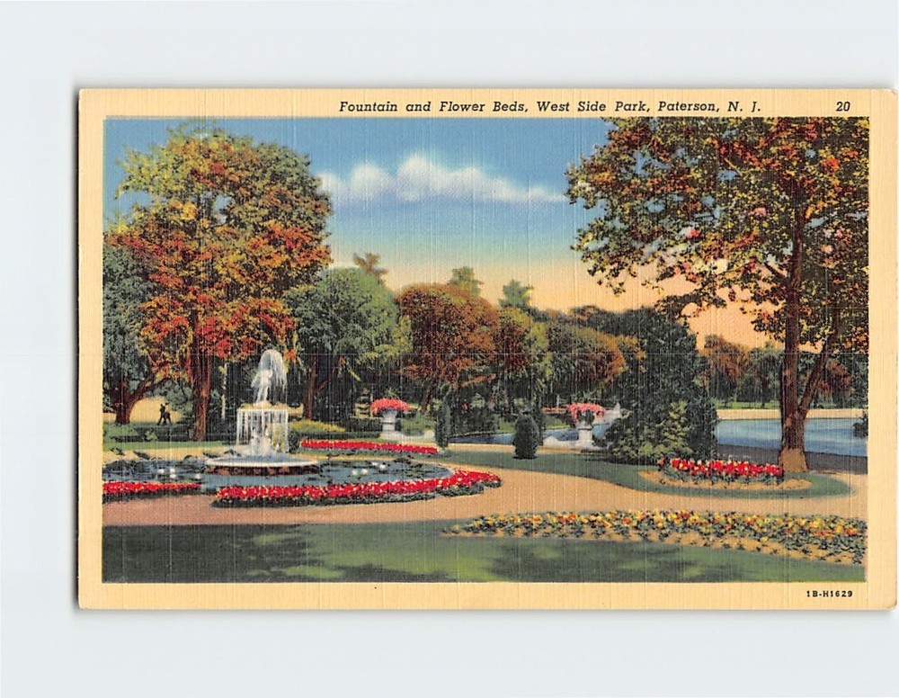 Postcard Fountain & Flower Beds West Side Park Paterson New Jersey USA