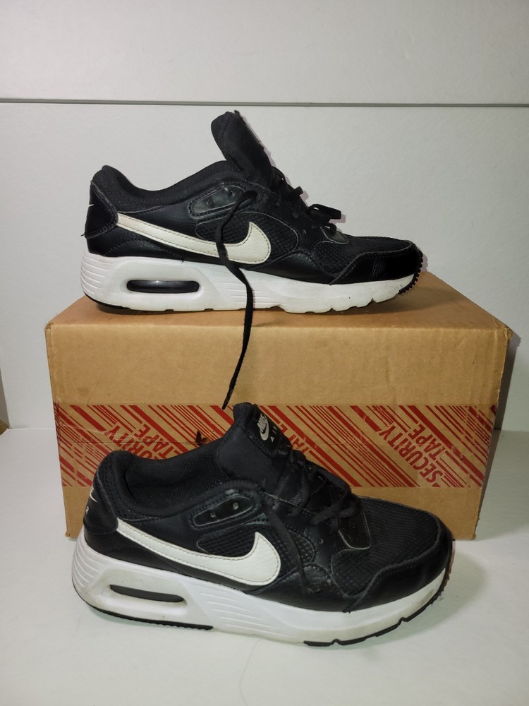 Nike Air Max SC CW4554-001 Women's Size 7 Black White Running Shoes PRE-OWNED