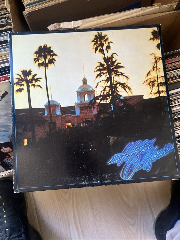 The Eagles*Hotel California*1976 Vinyl LP Asylum Records 6E-103-A